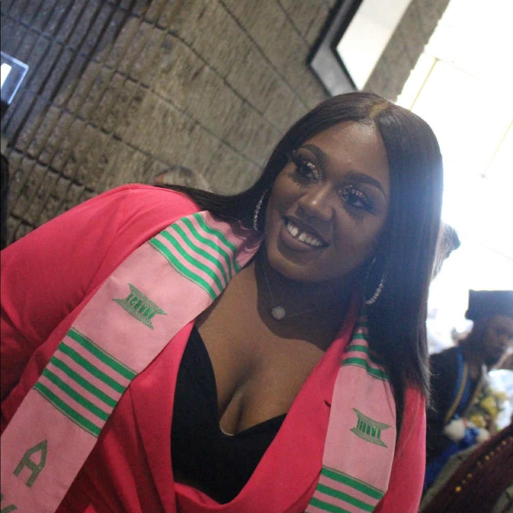 Meet your Posher, Adaisha